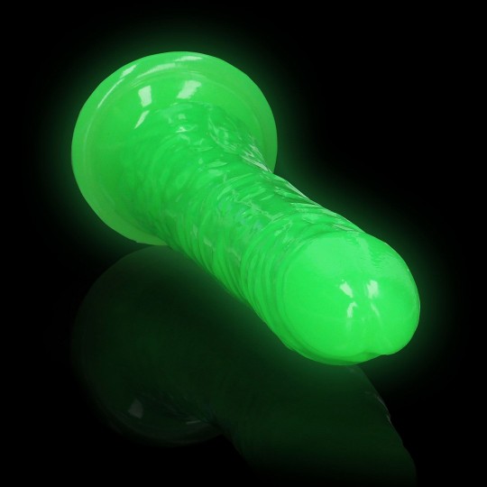 SLIM REALISTIC DILDO WITH SUCTION CUP - GLOW IN THE DARK - 8&#039; / 20 CM