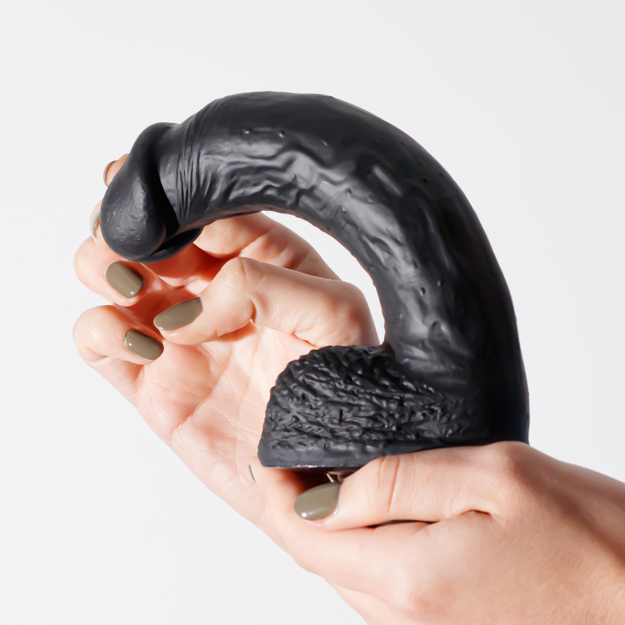 DILDO DE SILICONE LÍQUIDO INVIKTUS 8 CRUSHIOUS PRETO