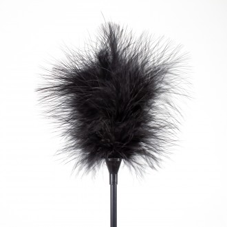 ESPANADOR DE PLUMAS E CHICOTE PRETO SECRET PLAY